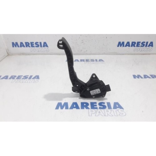Renault - Master - Gaspedalposition Sensor