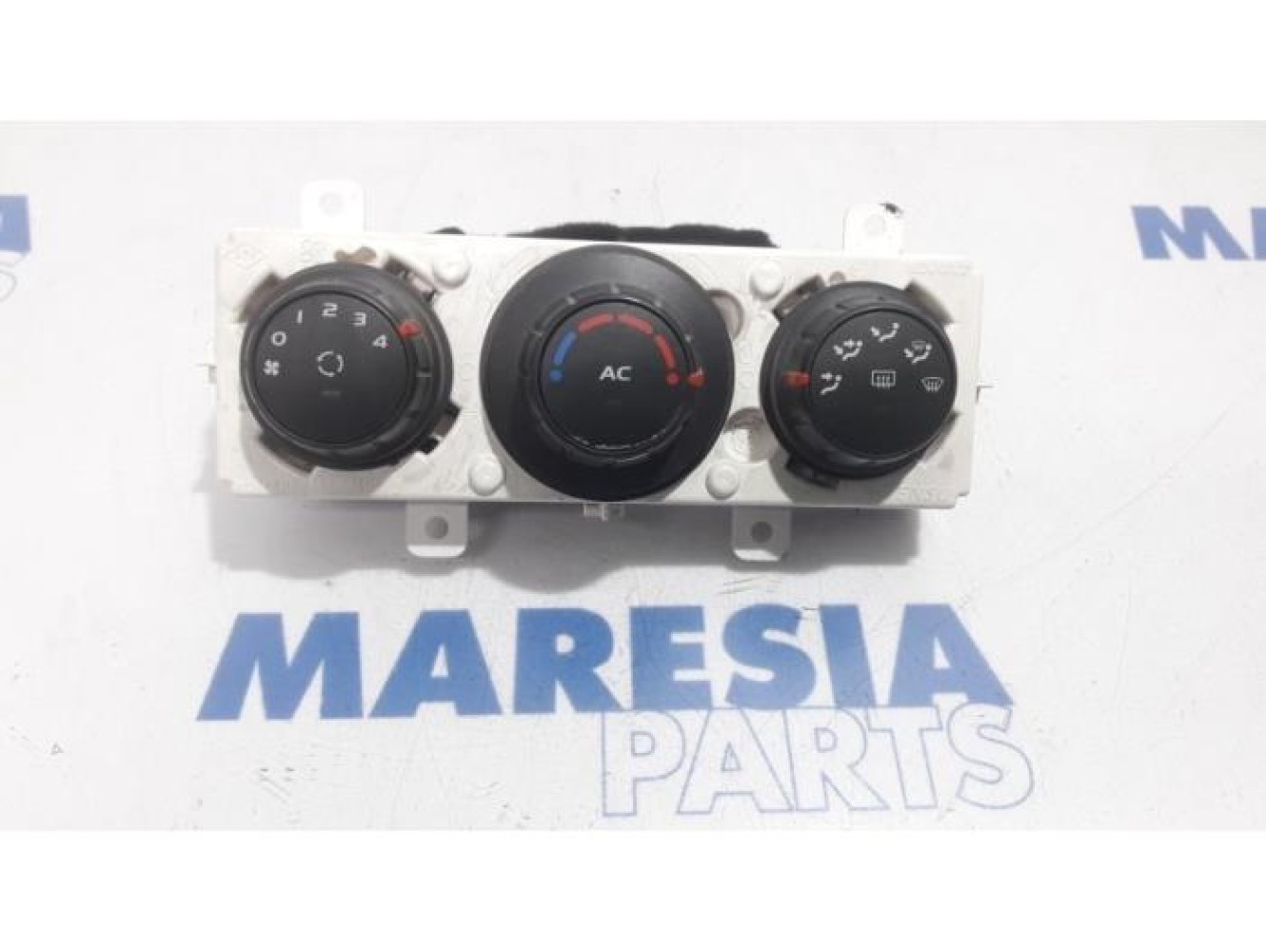 Renault - Master - Heater control panel