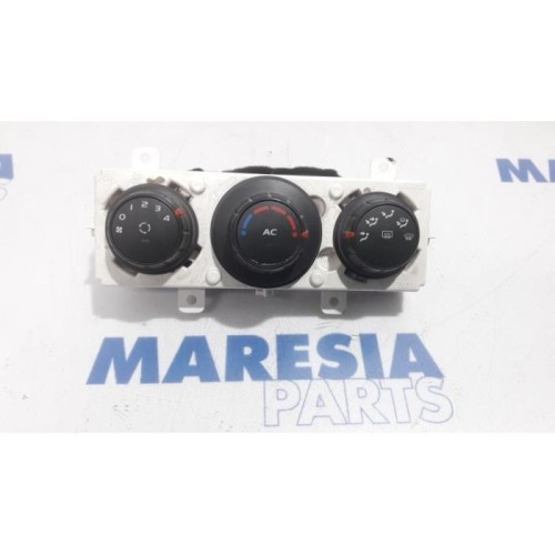 Renault - Master - Panneau de commandes chauffage