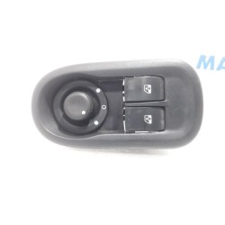 Renault - Master - Multi-functional window switch