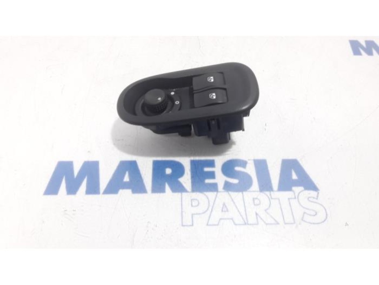 Renault - Master - Multi-functional window switch