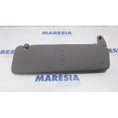 Renault - Master - Sun visor