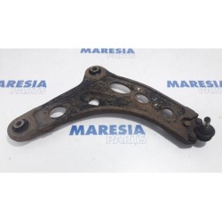 Renault - Trafic - Front lower wishbone, right