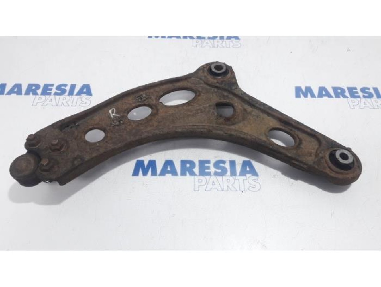 Renault - Trafic - Front lower wishbone, right