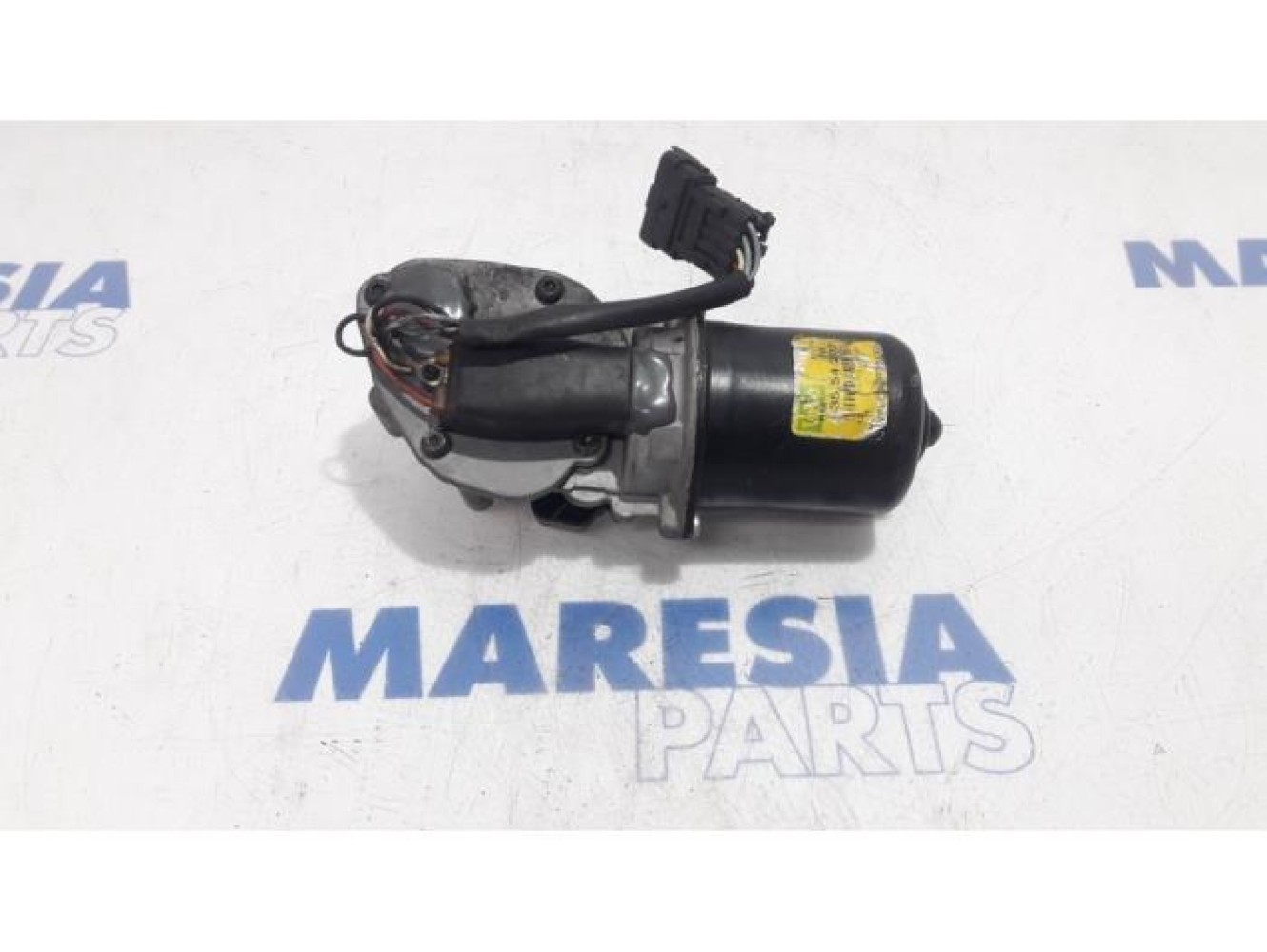 Renault - Trafic - Front wiper motor