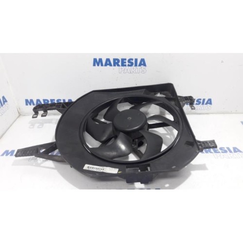 Renault - Trafic - Fan motor