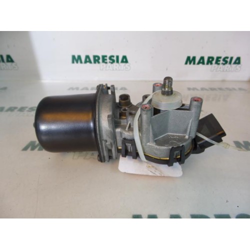 Renault - Kangoo - Front wiper motor