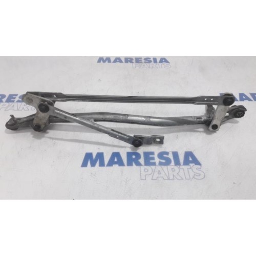 Citroen - Berlingo - Wiper mechanism