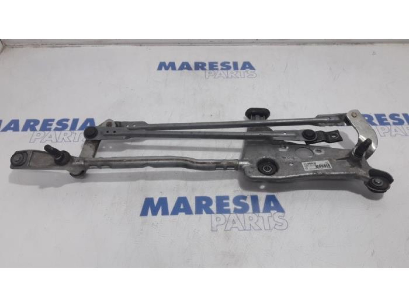 Peugeot - 308 - Wiper mechanism