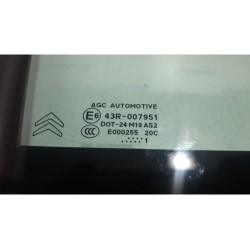 Citroen - DS3 - Quarter light, front right