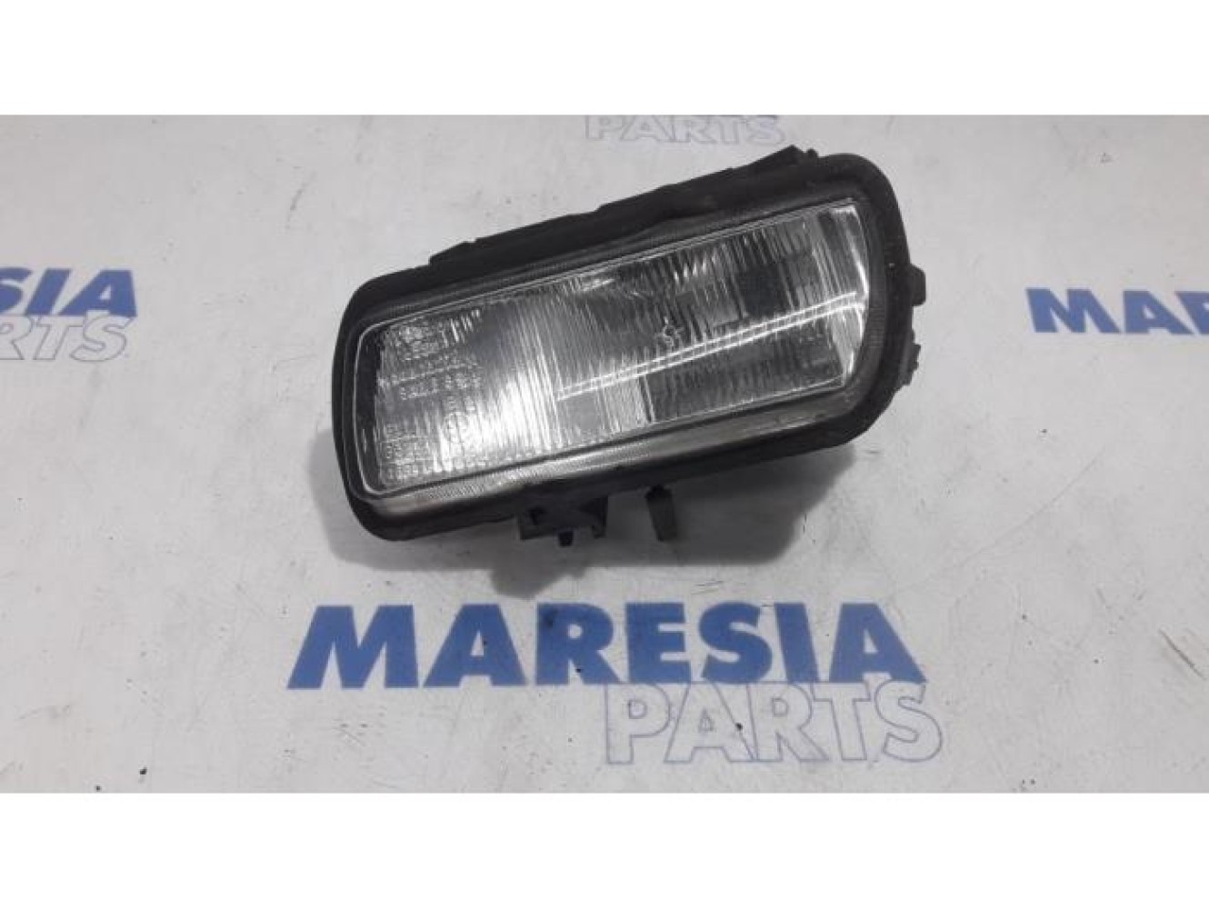 Peugeot - 605 - Fog light, front left