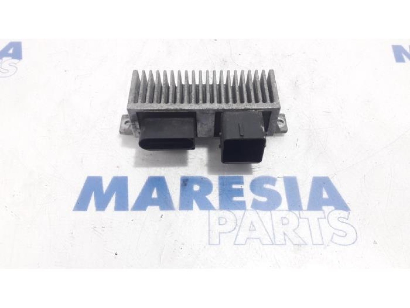 Renault - Master - Glow plug relay