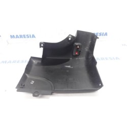 Renault - Master - Rear bumper component, right