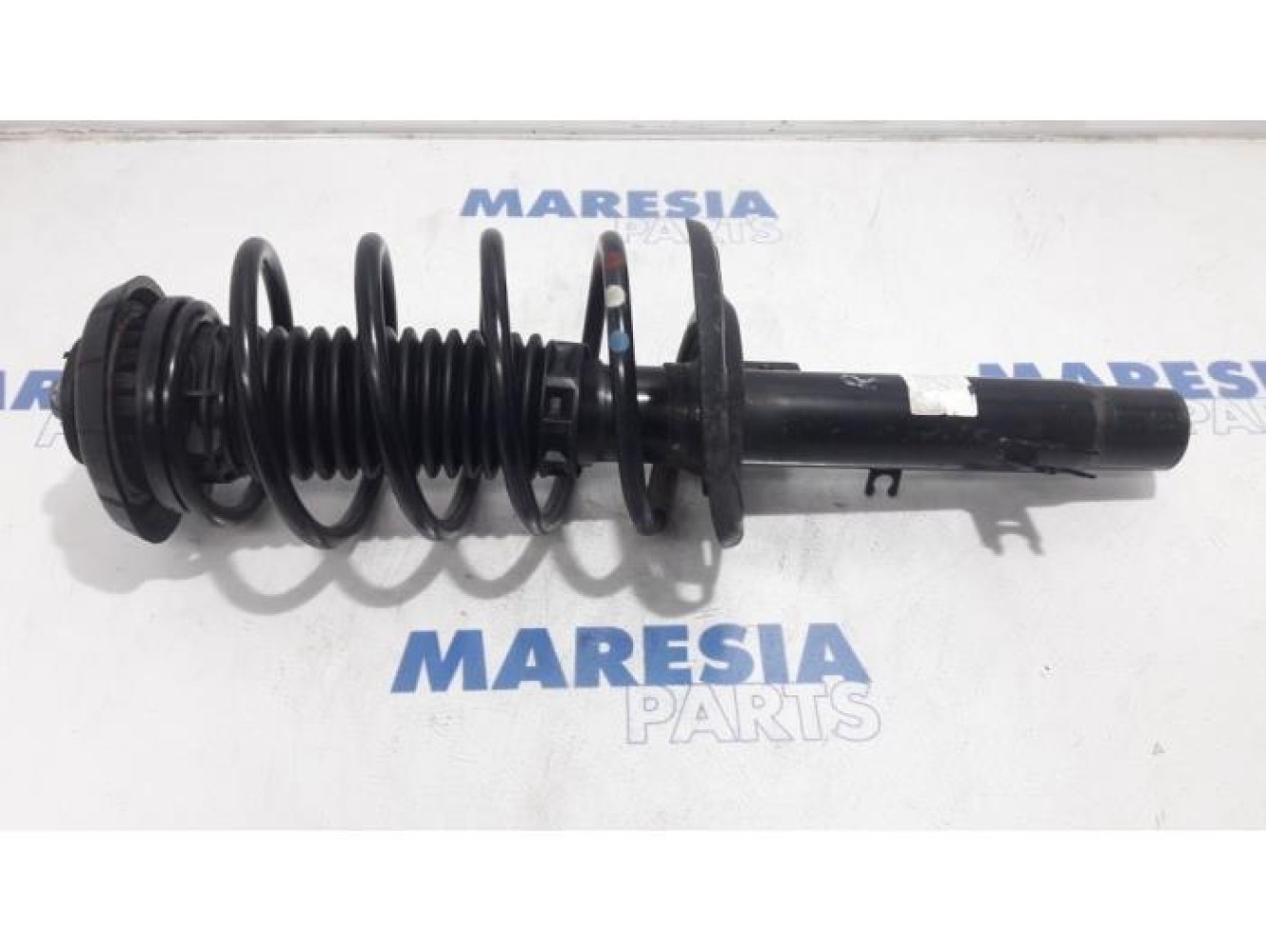 Peugeot - 208 - Front shock absorber rod, right