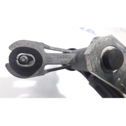 Peugeot - 208 - Wiper mechanism