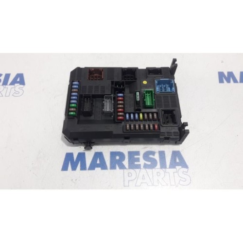 Peugeot - 208 - Fuse box