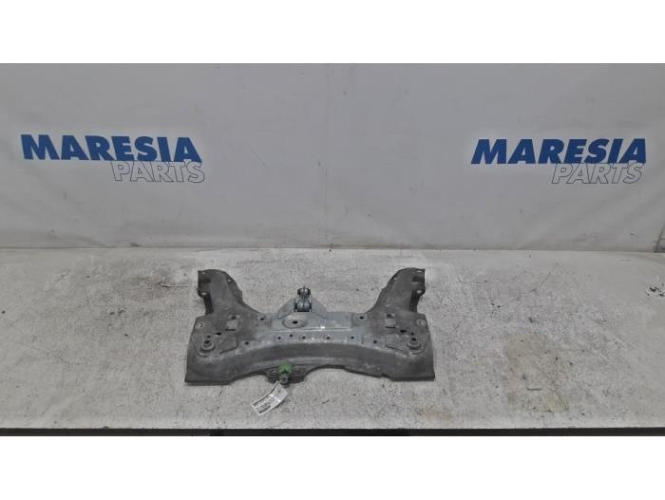 Renault - Clio - Subframe