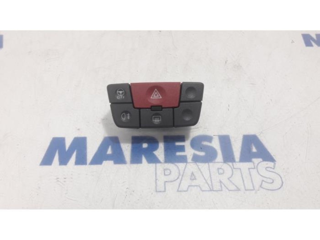 Fiat - Panda - Panic lighting switch