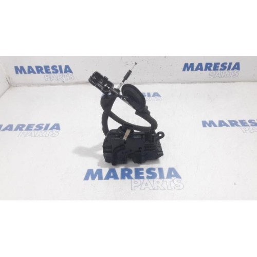 Renault - Clio - Door lock mechanism 4-door, front left