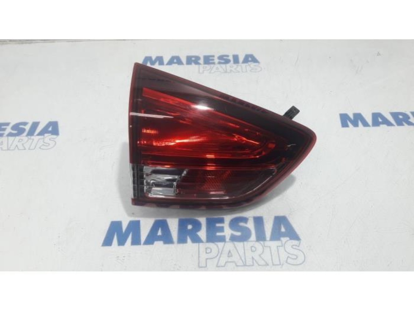 Renault - Clio - Taillight, left