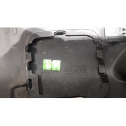 Renault - Clio - Rear bumper component, central