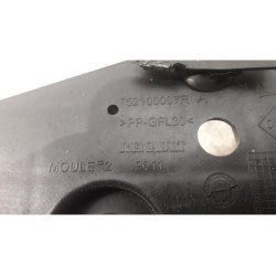 Renault - Scenic - Front panel