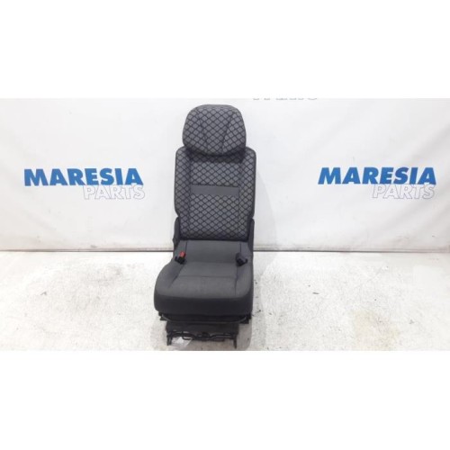 Renault - Scenic - Stoel achter