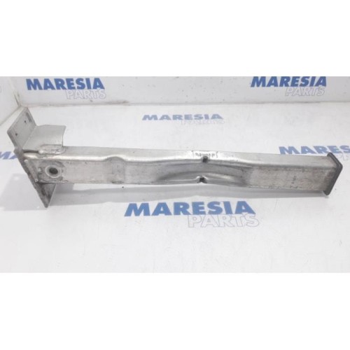 Peugeot - 3008 - Subframe