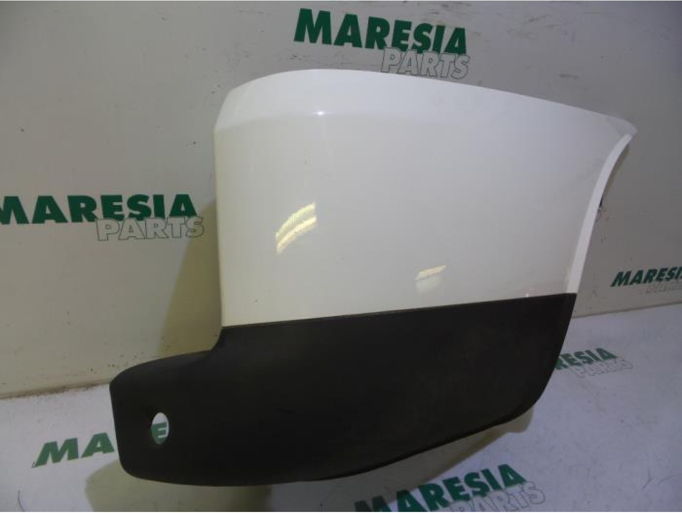 Fiat - Doblo - Rear bumper component, right