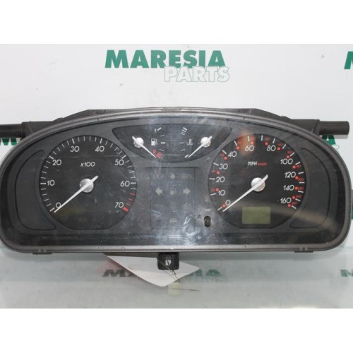 Renault - Laguna - Instrument panel