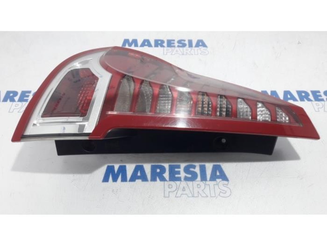Renault - Scenic - Taillight, right