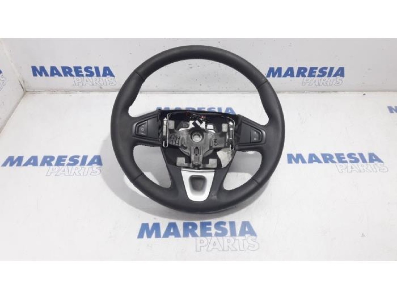 Renault - Scenic - Stuurwiel