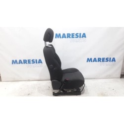 Peugeot - 3008 - Sitz links