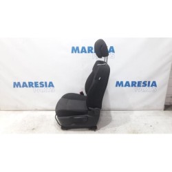 Peugeot - 3008 - Sitz links