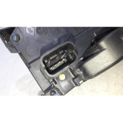 Renault - Scenic - Front door lock mechanism 4-door, right