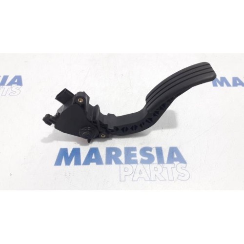 Renault - Scenic - Gaspedalposition Sensor