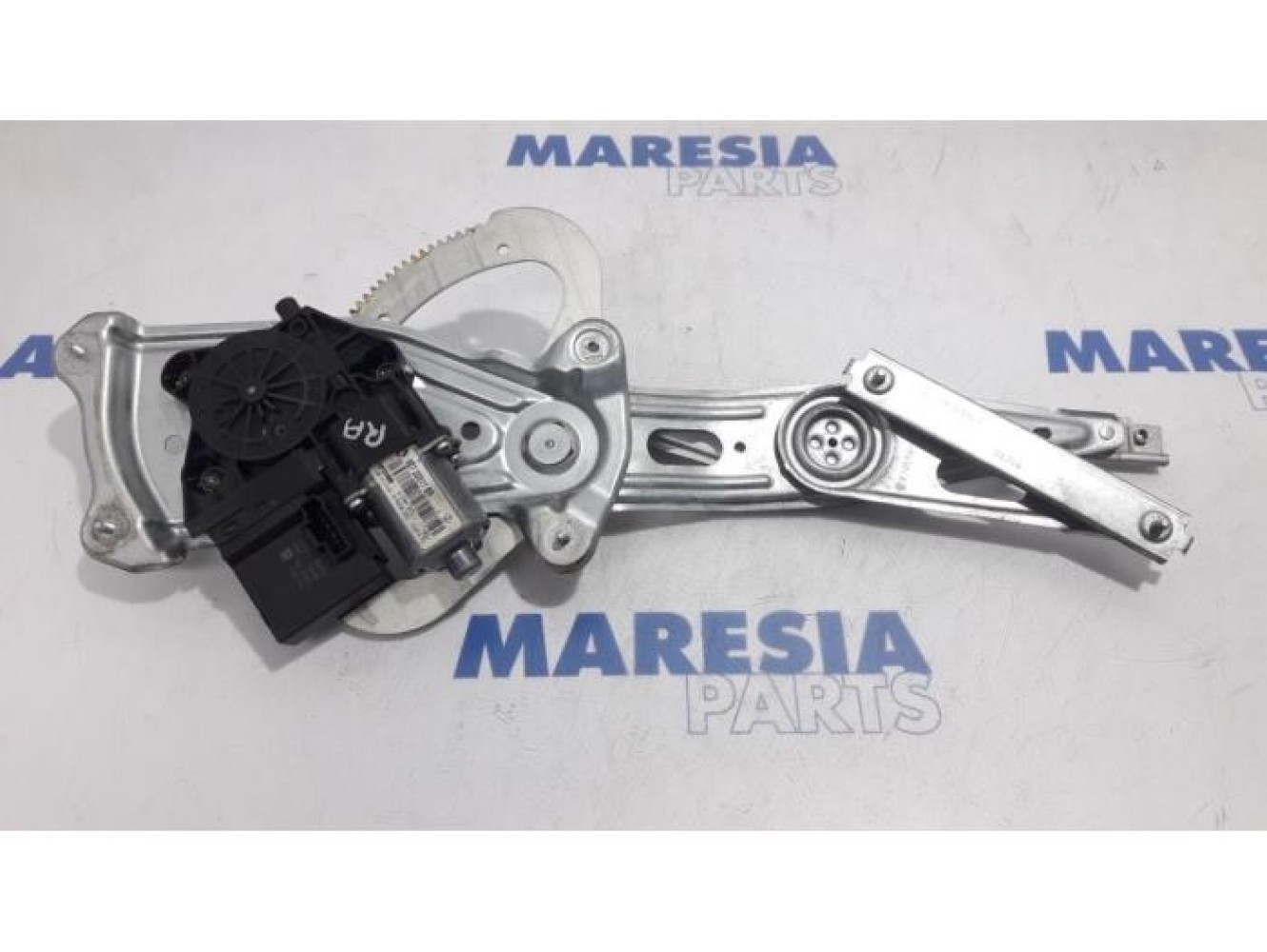 Renault - Scenic - Rear door window mechanism 4-door, right