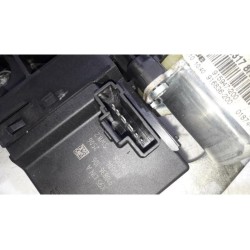Renault - Scenic - Rear door window mechanism 4-door, right