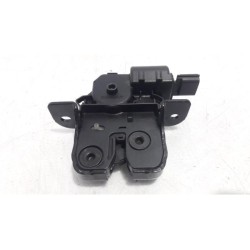 Renault - Scenic - Tailgate lock mechanism