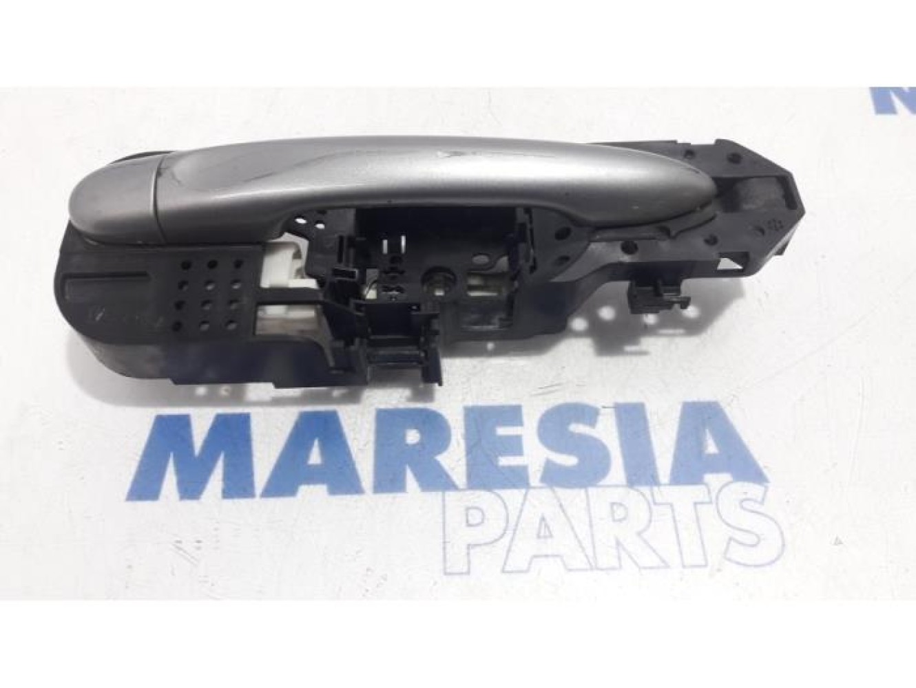 Renault - Scenic - Front door handle 4-door, right
