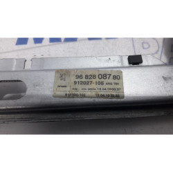 Peugeot - 3008 - Rear door window mechanism 4-door, left