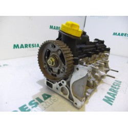 Renault - Megane Scenic - Cylinder head