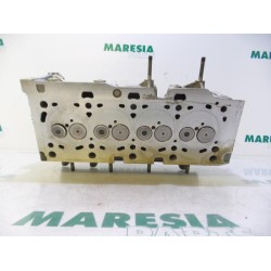 Renault - Megane Scenic - Cylinder head