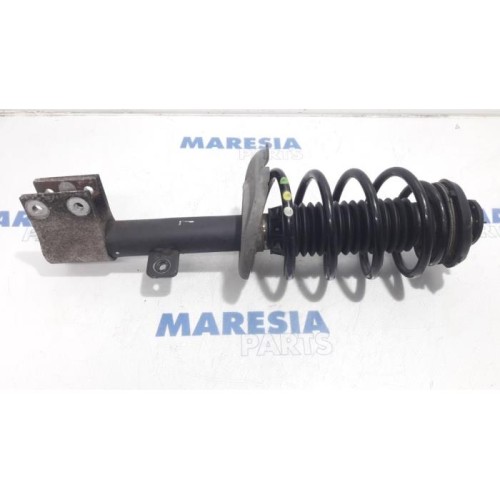 Peugeot - 3008 - Front shock absorber rod, left
