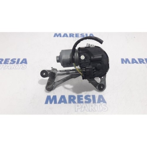 Peugeot - 3008 - Front wiper motor