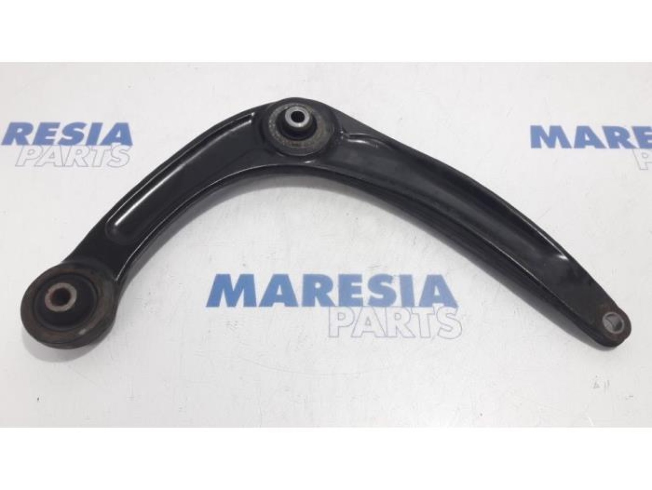 Peugeot - 3008 - Front lower wishbone, left