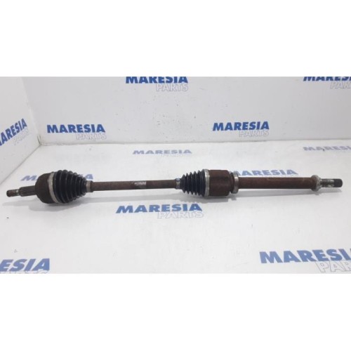 Renault - Scenic - Front drive shaft, right