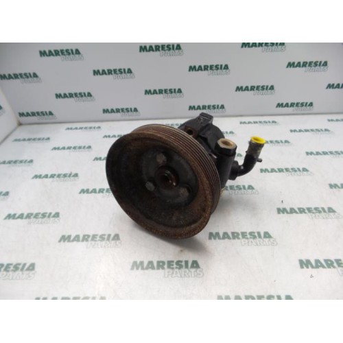 Alfa Romeo - 156 - Power steering pump