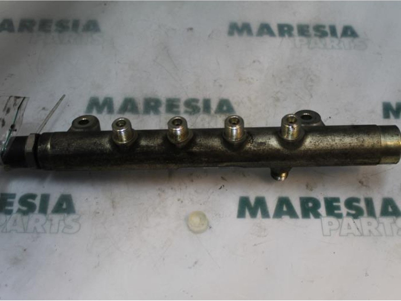 Alfa Romeo - 147 - Fuel injector nozzle