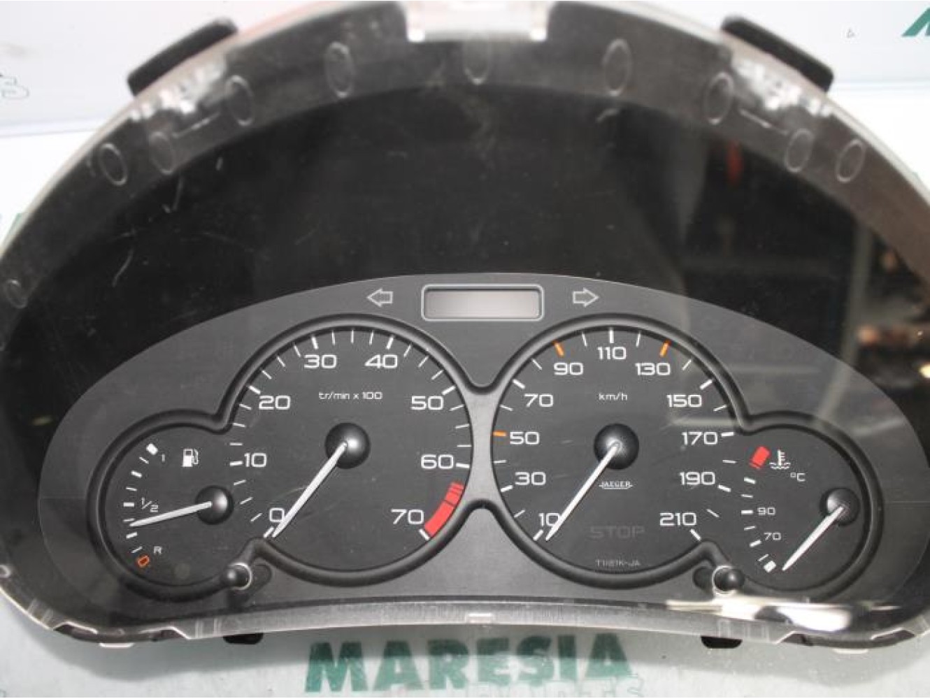 Peugeot - 206 - Instrumentenbrett